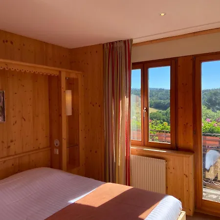 Le Clos Des Sources & Hotel 3*