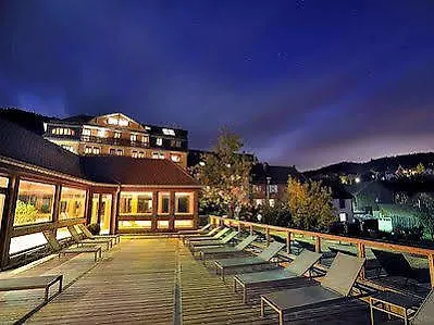 Le Clos Des Sources & ホテル タネンキルヒ