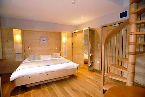 Le Clos Des Sources & Thannenkirch